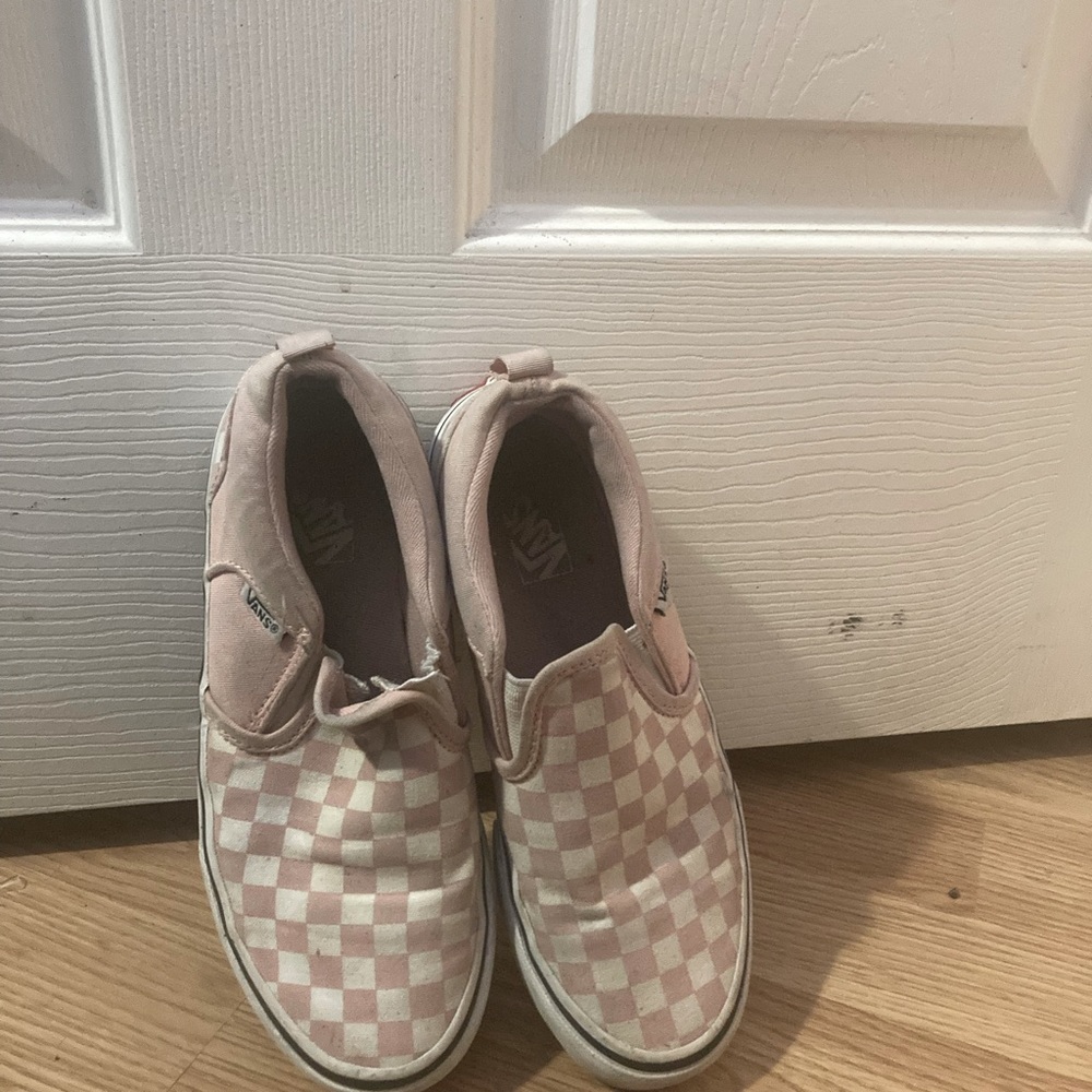 Light pink vans in the size 3 for kids